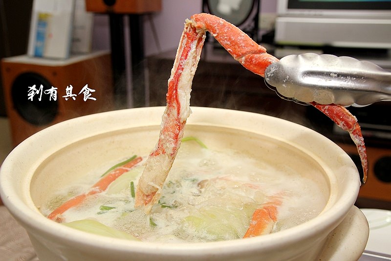 [食譜] 在家裡吃大餐 之 北海道松葉蟹火鍋 芳雄鮮饌