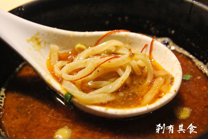 [台中/SOGO] 麵屋輝 拉麵 @來自大阪的魚介系豚骨拉麵 自家製麵