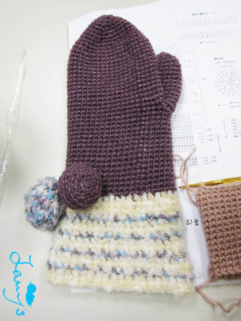 [編織] 第一次的編織課好熱血 ！毛球手套。
