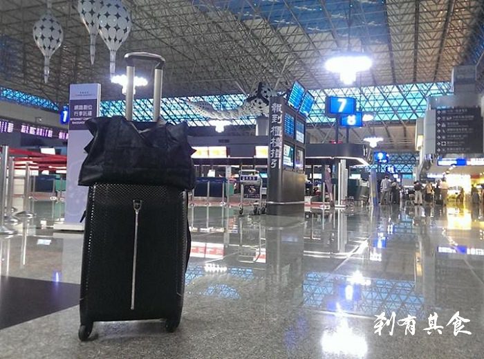 [旅行箱推薦] C.Y.luggage (振宇旅行箱) @平民版RIMOWA 100%PC材質又輕又耐用 (2016.10月更新)