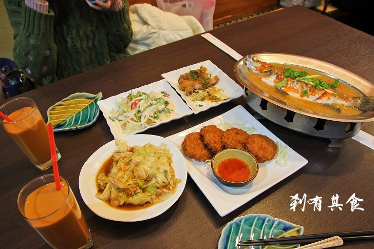 [台中/西屯區] 二分之一小館 @平價又好吃的泰式料理 (同場加映：檸檬魚食譜)