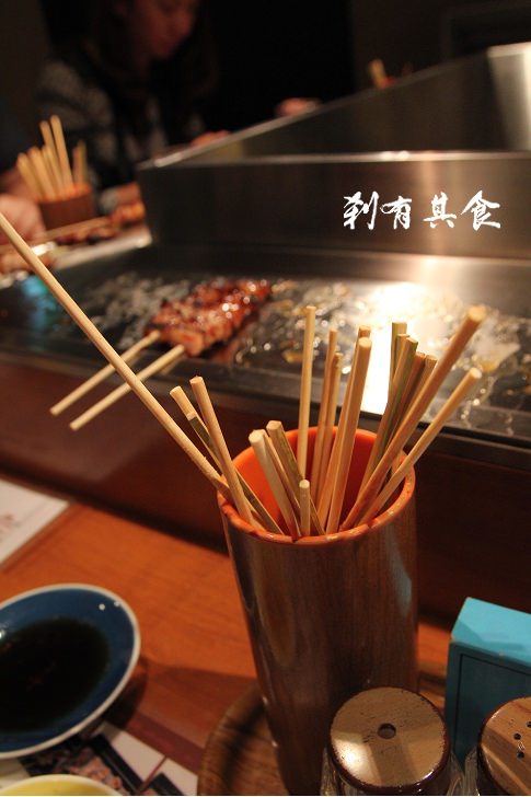 [大阪美食] 秋吉串燒餐廳(心齋橋店) @CP值高又好吃的宵夜好朋友