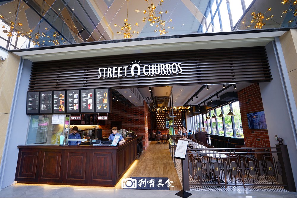 Street Churros 台中秀泰店 | 台中秀泰美食 韓國人氣甜點吉拿圈 吉拿棒加強版 現點現炸 居然還有鹹口味