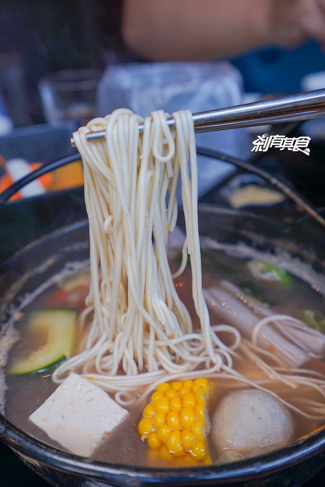 小胖鮮鍋 | 台中霧峰美食 隱藏版黃金湯頭 玄米精華湯 給你滿滿的膳食纖維