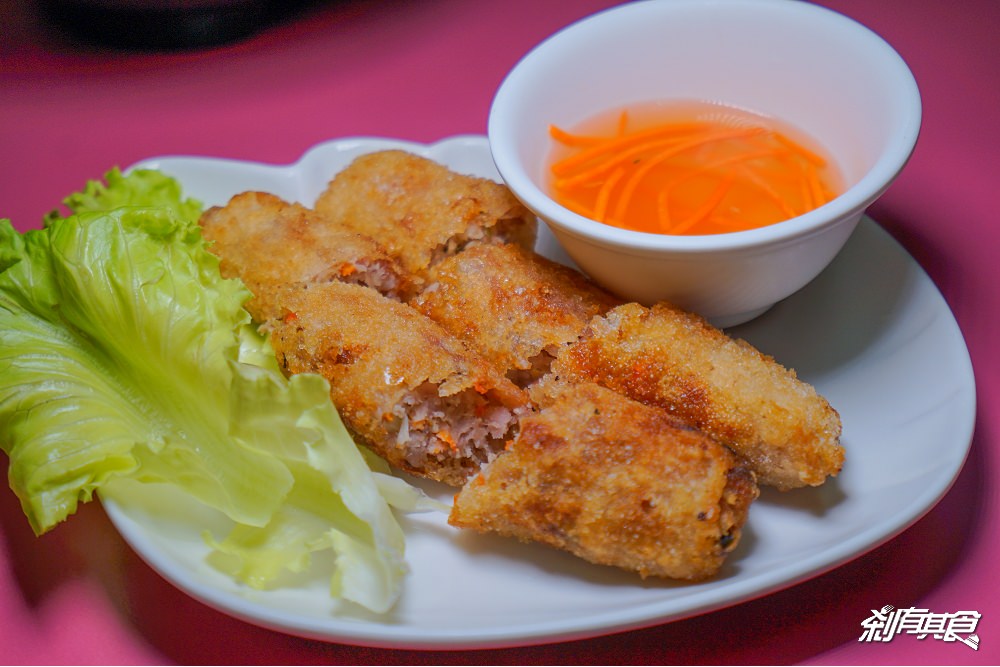 陳記越南麵食 | 台中越南料理 平價好吃又道地 餐後還可以來杯 越南冰咖啡 (菜單)