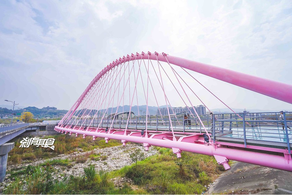 台中大坑情人橋 | 台中大坑景點 粉紅色的熱門約會拍照景點