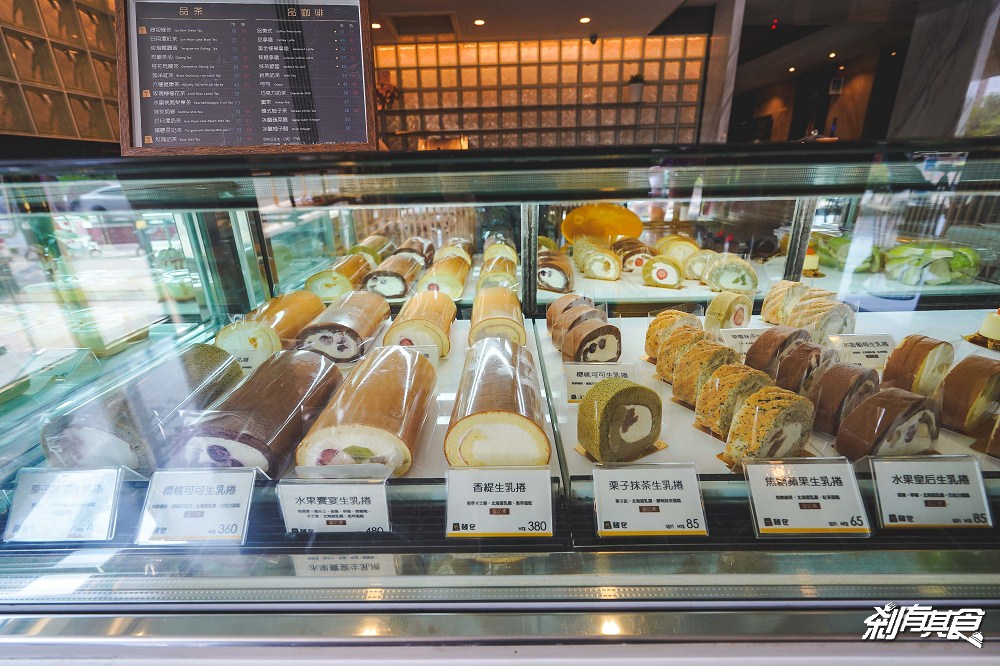 品麵包西屯店 | 台中甜點推薦 隱藏在飯店裡的生乳捲專門店 全台最多16種口味 還有蛋糕新開賣