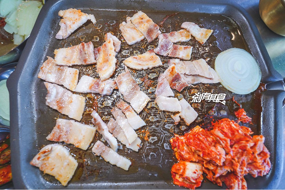 台中韓式料理懶人包 | 精選15間台中韓式餐廳，韓式燒肉吃到飽、韓式炸雞、韓式豆腐鍋、石鍋拌飯、台中韓式炸醬麵