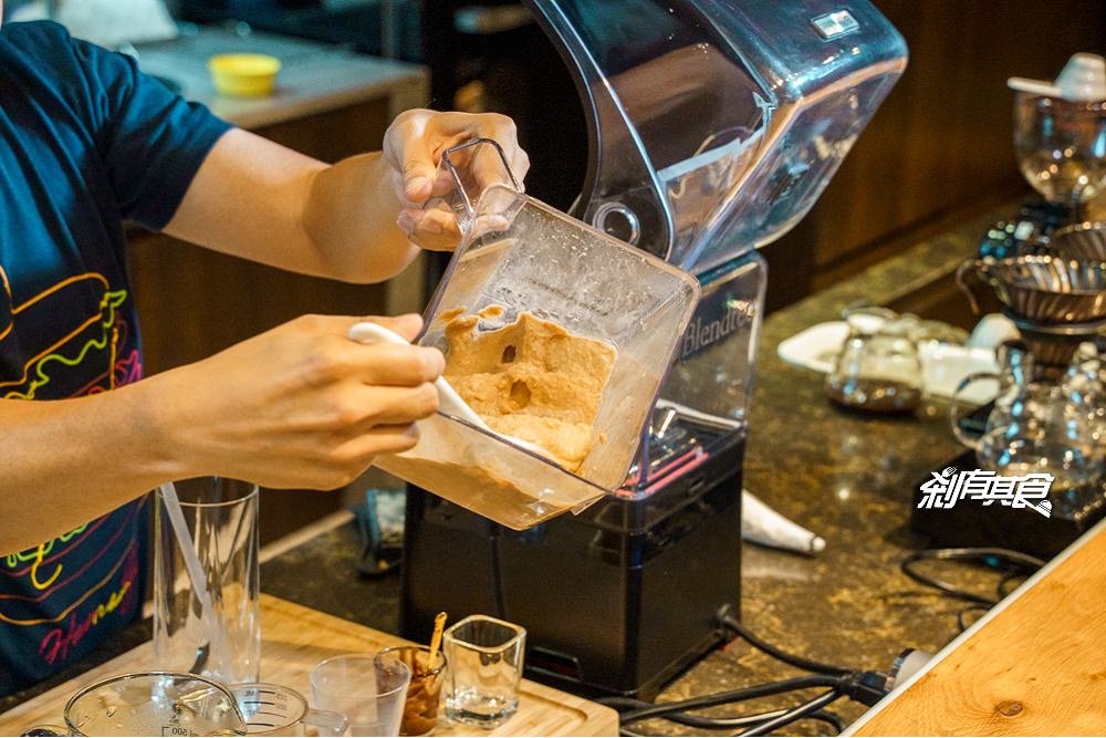 《星冰樂食譜》3分鐘在家自己做一杯摩卡咖啡星冰樂 學會現賺165元 (影片)