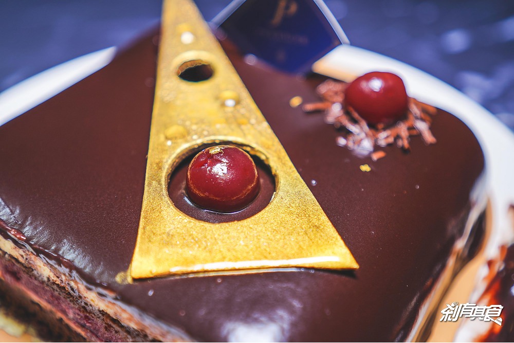 畢瑞德 Peerager | 台中蛋糕推薦 黑森林精品蛋糕 酒漬櫻桃與巧克力交織的極致感動 情人節送禮首選