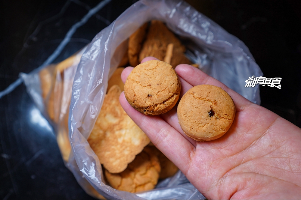 成功手工餅乾 | 嘉義朴子美食 隱藏在巷弄的60年手工餅乾老店