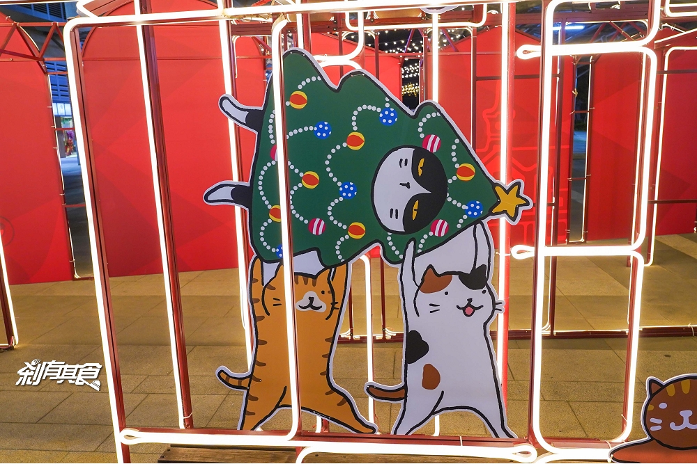 貓小姐Ms.Cat插畫特展 | 台中聖誕節活動 2米高阿咪列車長 台中火車站陪你玩鐵道躲貓貓