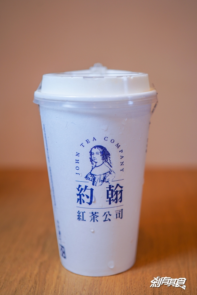約翰紅茶公司台中店 | 台中好喝紅茶 使用「六甲田莊鮮乳」超人氣飲料是這3款！(菜單)