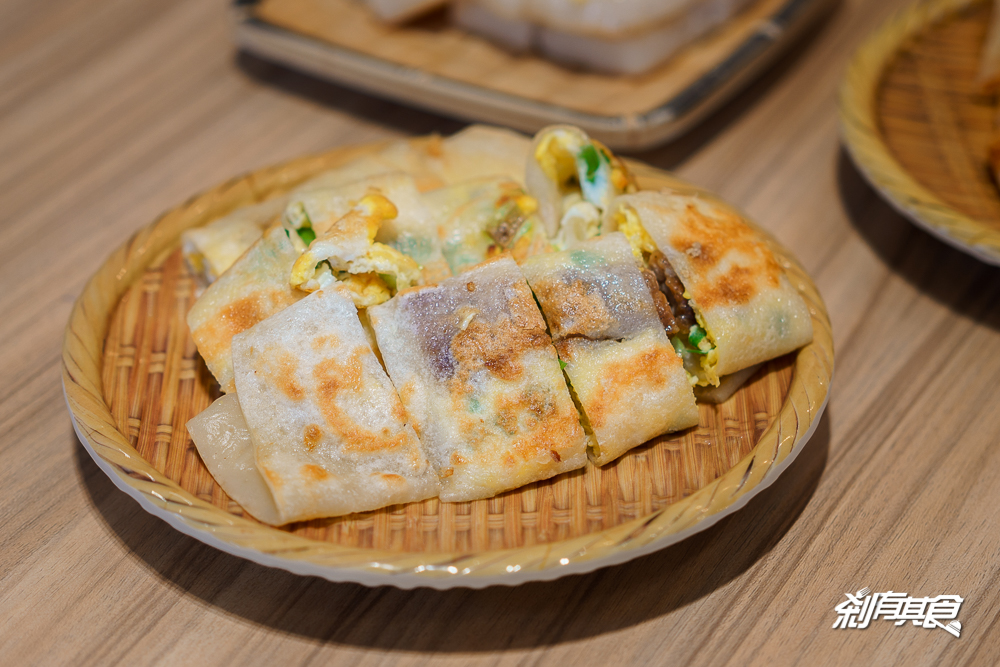 三喜蛋餅 | 台中東區早點，一中超人氣蛋餅搬新家，吃完還可以去拜一下月老（菜單）