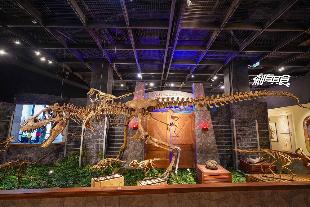 恐龍迷注意！科博館琥珀展 9公尺特暴龍 侏羅紀琥珀手杖