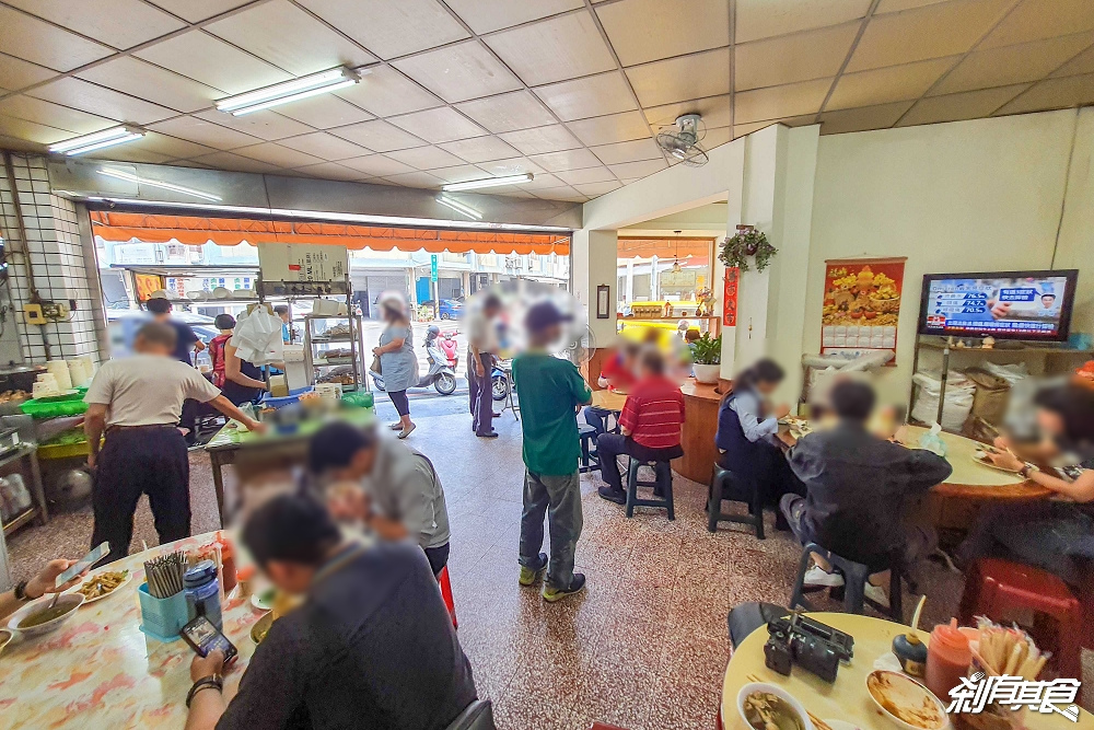 123麵攤 | 台中北區美食 隱藏版人氣麵店 必點「麻醬麵、肉排飯」好吃又大碗！
