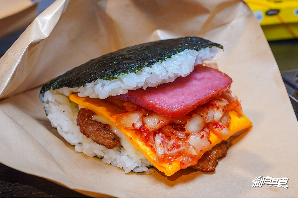 小米叔喜東興店 | 台中外帶壽司 「日式沖繩飯糰」好吃大份量 還有「蛋黃酥」口味壽司