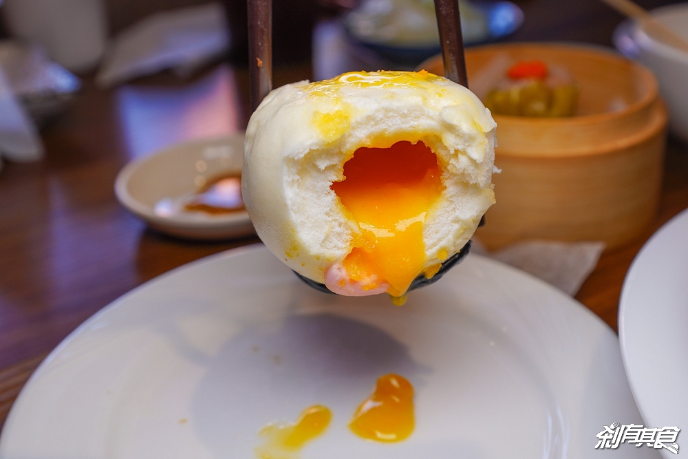 一點心意 | 台中港式餐廳 香港師傅手作港式點心 「豬豬流沙包、小雞叉燒包」造型超可愛！