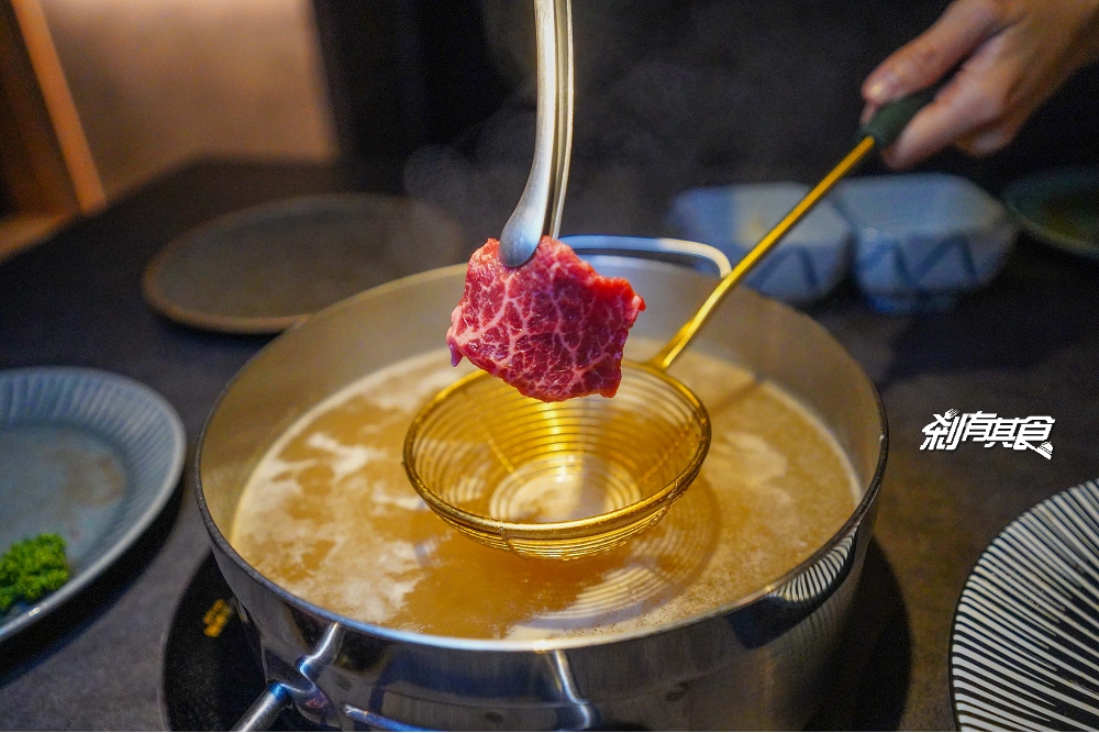 一潤 原肉精修鮮切鍋物 | 台中和牛火鍋 「冷藏日本A5和牛、牛舌」獨特雙鍋流吃法，還送「和牛擔擔麵」