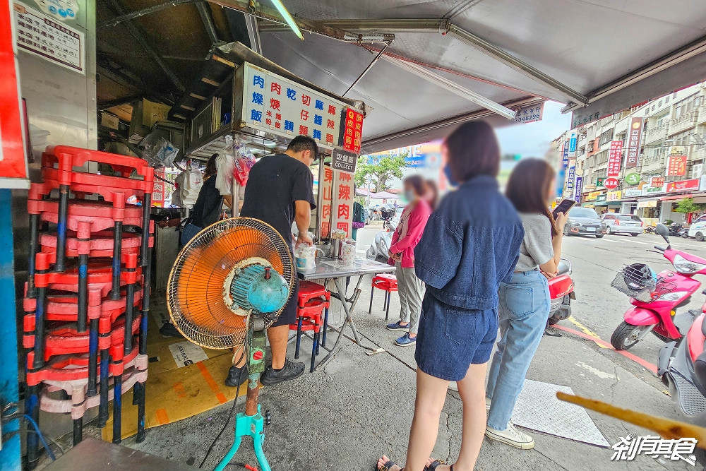 正東山肉圓 | 台中脆皮肉圓 東光市場40年超人氣肉圓 還有關東煮、肉羹