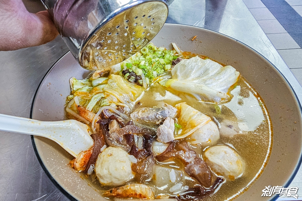 大盛飯湯 | 台中北屯區美食 不用跑屏東也能吃到古早味割稻飯 「黑鮪魚、小卷」用料超澎湃