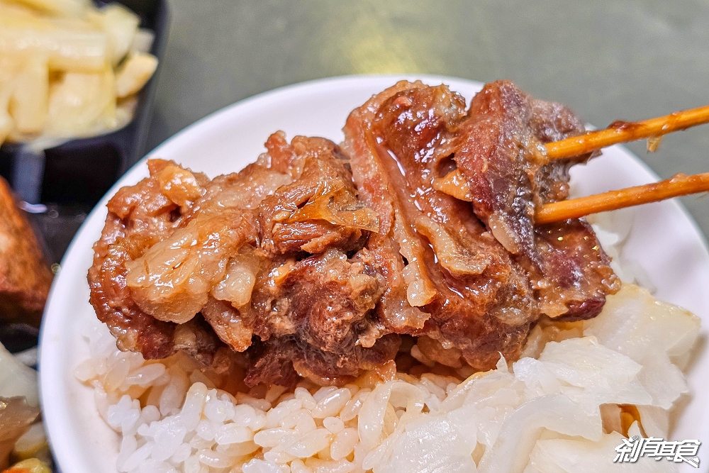 丸本現煮魚湯 | 台中魚湯 「爌二層肉飯便當、石斑魚下巴粥、鱸魚肉片湯」喝現煮魚湯的好地方