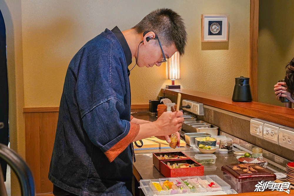 豐Yutaka | 台中西屯美食 精緻好吃丼飯 富王大飯店新品牌 金箔、食用花點綴像藝術品 抹茶冰淇淋銅鑼燒