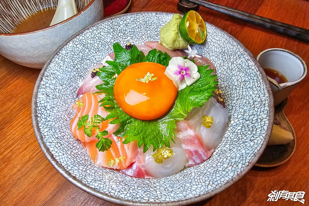 豐Yutaka | 台中西屯美食 精緻好吃丼飯 富王大飯店新品牌 金箔、食用花點綴像藝術品 抹茶冰淇淋銅鑼燒