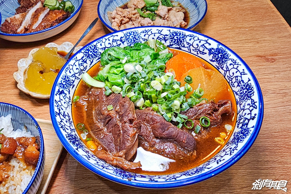 小初店 | 台中米其林推薦 限量超厚牛肉麵、招牌滷肉飯 粉粿也好吃 500碗推薦