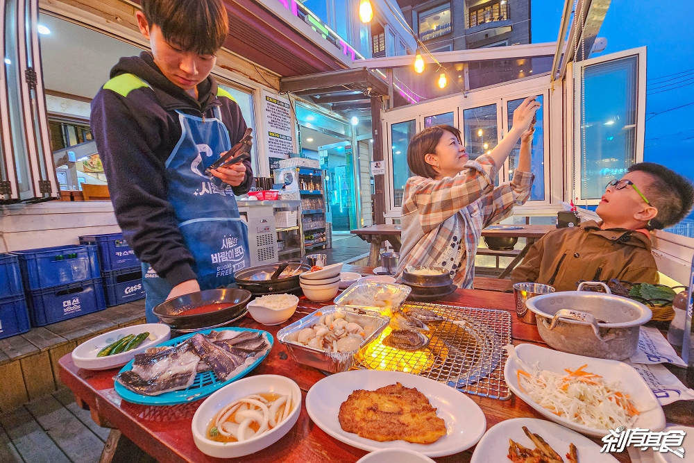 首爾釜山海雲台美食 | 尾浦末家 미포끝집 無敵海景配炭烤扇貝 鮑魚鰻魚很鮮很好吃 (中文菜單)