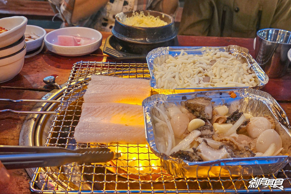 首爾釜山海雲台美食 | 尾浦末家 미포끝집 無敵海景配炭烤扇貝 鮑魚鰻魚很鮮很好吃 (中文菜單)