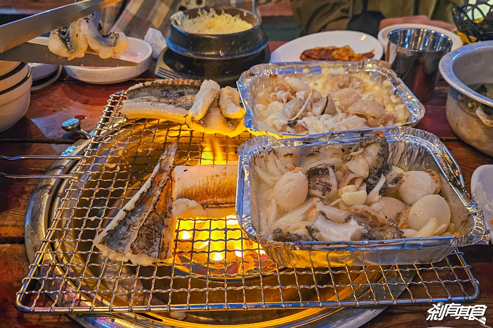 首爾釜山海雲台美食 | 尾浦末家 미포끝집 無敵海景配炭烤扇貝 鮑魚鰻魚很鮮很好吃 (中文菜單)