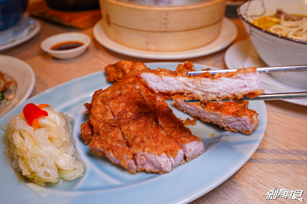 漢來上海湯包台中店 | 中友美食推薦 18摺五星主廚功夫湯包「蟹粉生煎湯包、酸湯肥牛麵、香蔥煎餅」