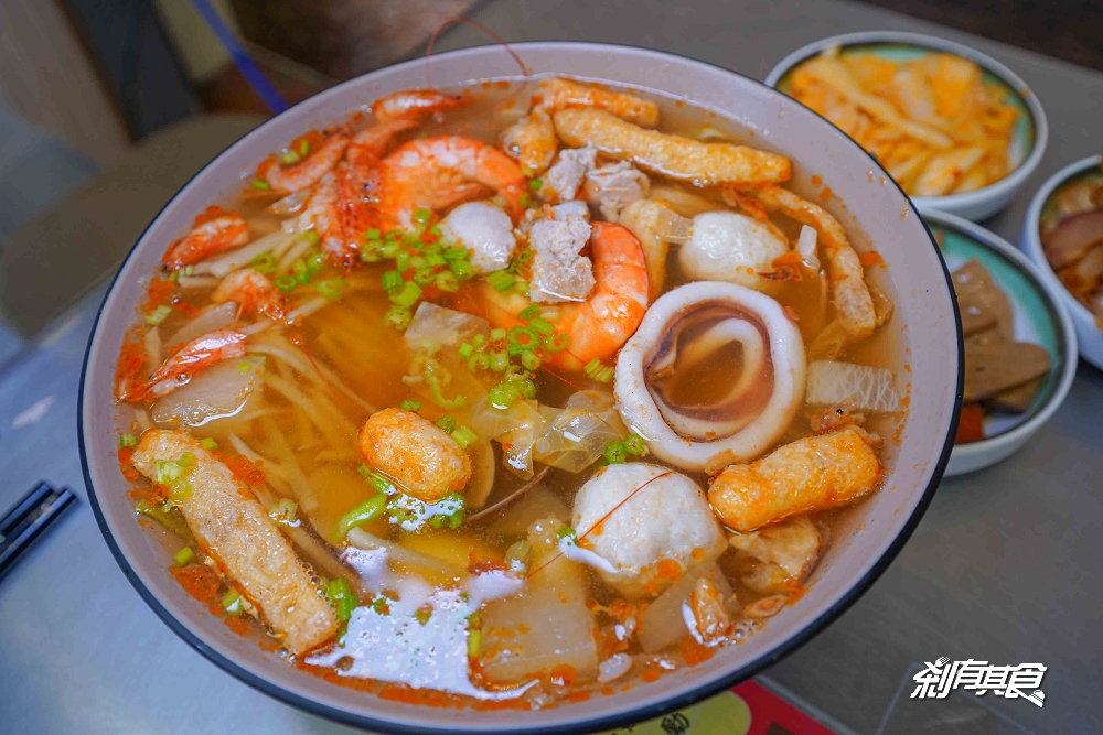 大盛飯湯 | 台中北屯區美食 不用跑屏東也能吃到古早味割稻飯 用料超澎湃 還加「豆支果」 鮮蝦飯湯、黯然消魂飯、福氣綜合湯