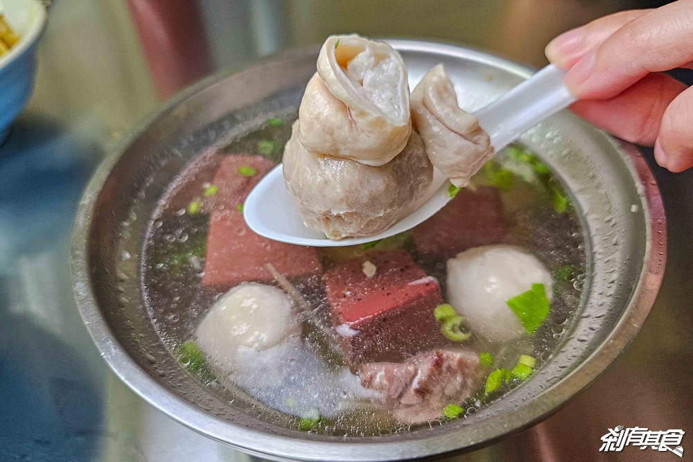 昌平炒麵 | 台中北屯美食 搬新家 「鴛鴦麵、半半飯」一定要加辣