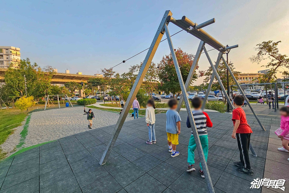 十全公園 | 台中特色公園 「雙軌滑索、大型攀爬設施」好好玩 假日放電好去處