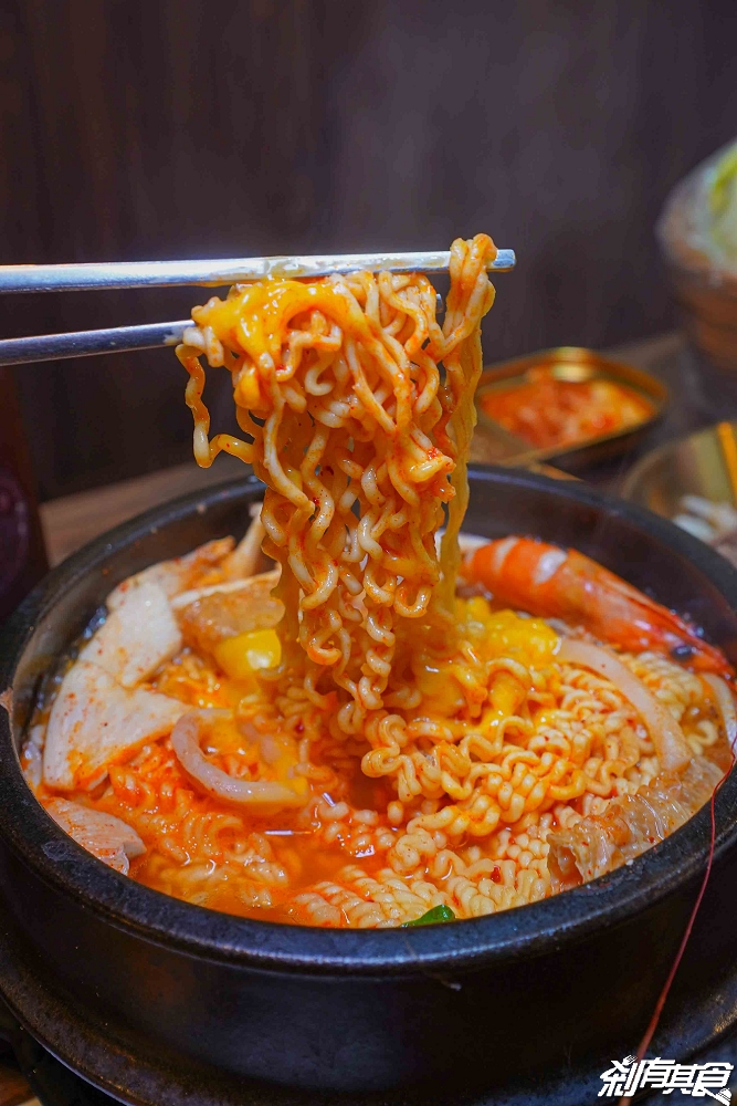 石全石美石鍋專賣店 豐原店,台中韓式料理,滋滋作響!石鍋拌飯、部隊鍋、韓式煎餅 週三免費加肉量30% 石全石美石鍋專賣店 豐原店,台中韓式料理,滋滋作響!石鍋拌飯、部隊鍋、韓式煎餅 週三免費加肉量30%