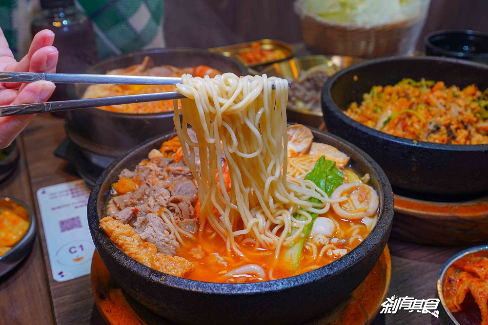 石全石美石鍋專賣店 豐原店,台中韓式料理,滋滋作響!石鍋拌飯、部隊鍋、韓式煎餅 週三免費加肉量30% 石全石美石鍋專賣店 豐原店,台中韓式料理,滋滋作響!石鍋拌飯、部隊鍋、韓式煎餅 週三免費加肉量30%