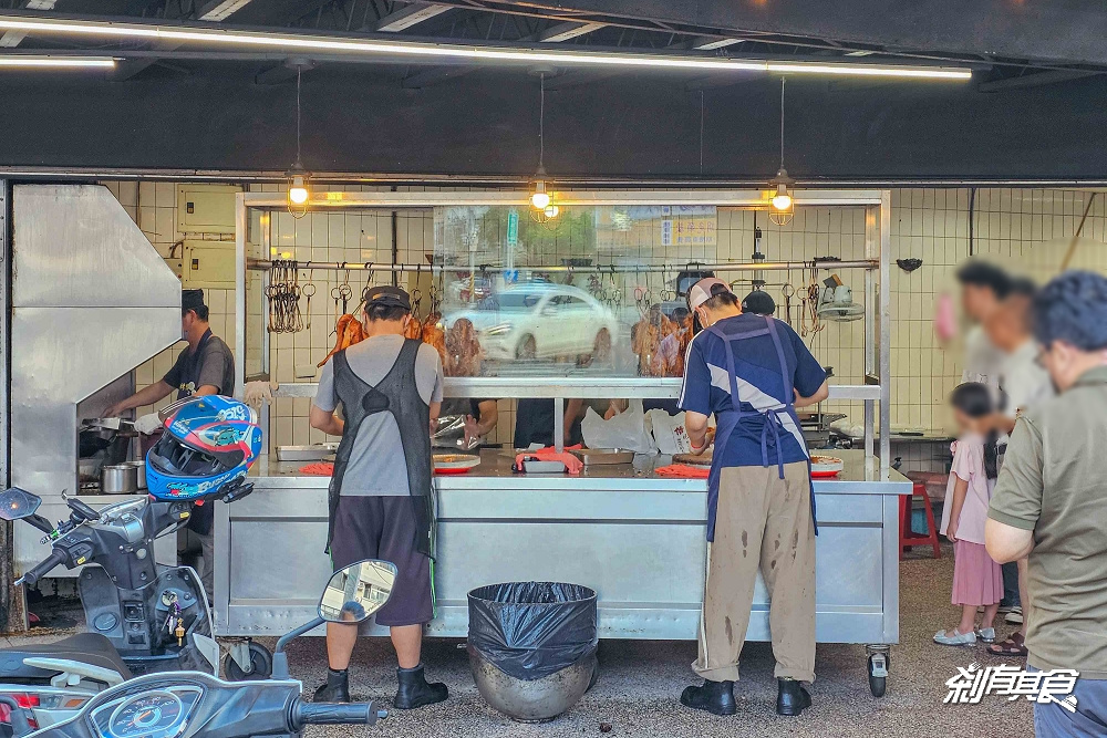 香記烤鴨，台中南區美食，天天排隊40年烤鴨老店 從小吃到大的好滋味