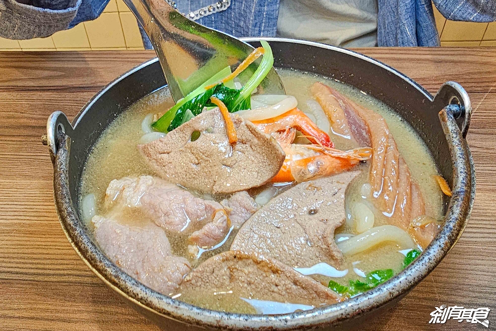 徐家莊手打烏龍麵，台中北平路美食，超人氣Q彈手打麵搬新家 「麻辣鍋麵、鮮蝦蚌麵」 台灣500碗推薦