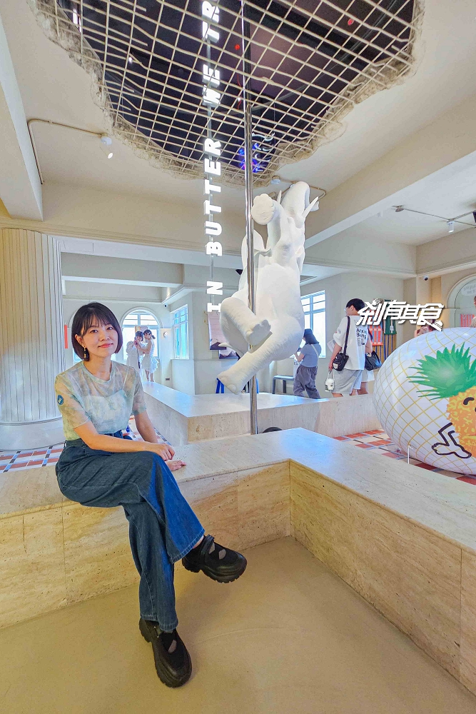 奶油飯店，台中甜點，美式復古風 免門票景點「奶油浴場、洗衣部」超好拍，餅乾免費試吃