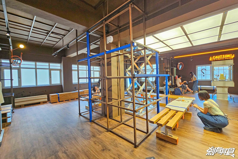 奶油飯店，台中甜點，美式復古風 免門票景點「奶油浴場、洗衣部」超好拍，餅乾免費試吃