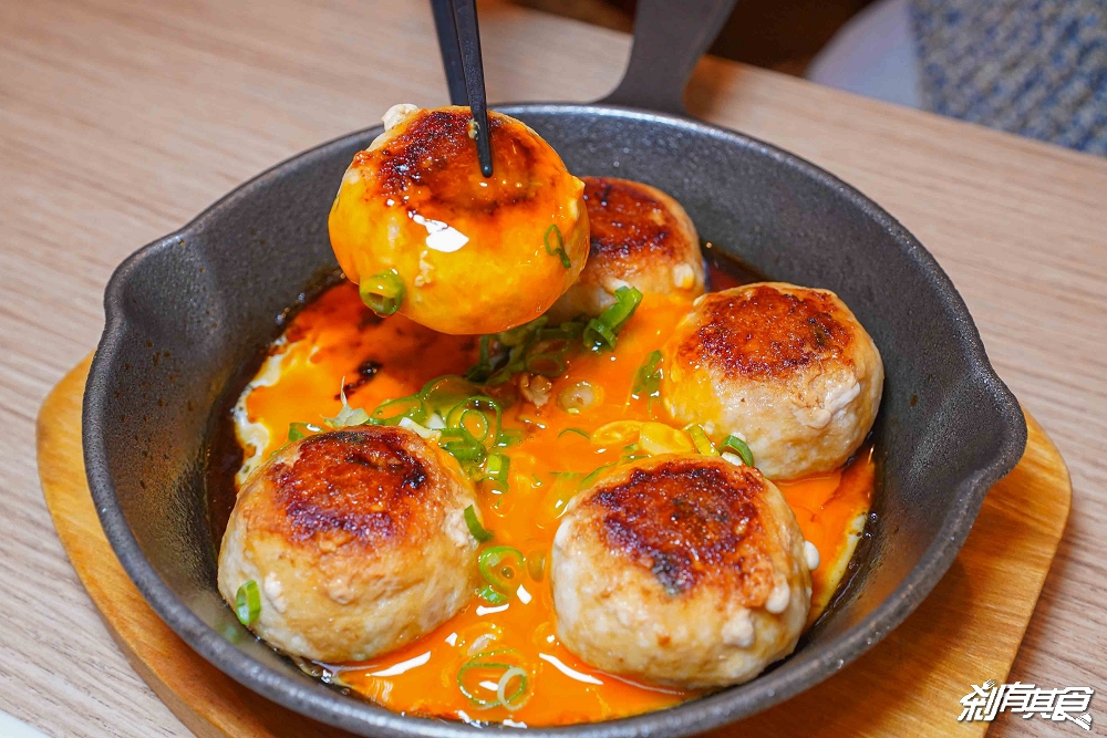 不用飛日本！友鐵廣島燒專門店，完美復刻廣島魂 層層堆疊的美味廣島燒 日式焦糖布蕾 台中火車站美食