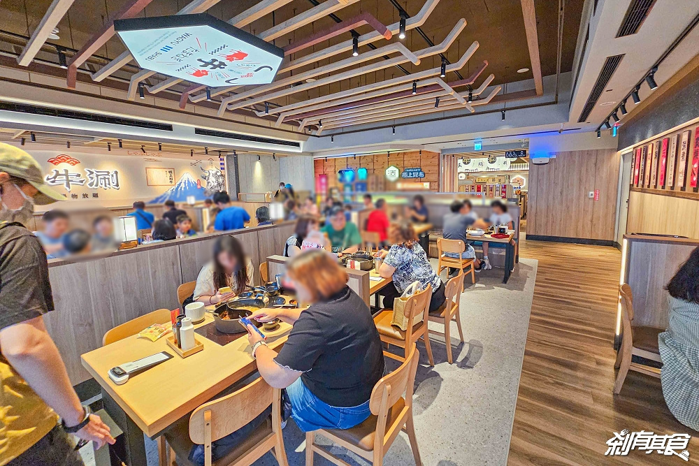 和牛涮台中文心崇德店，台中火鍋吃到飽，7/5改裝開幕「和牛、黑糖麻糬鯛魚燒」菜單、價格、心得一次看