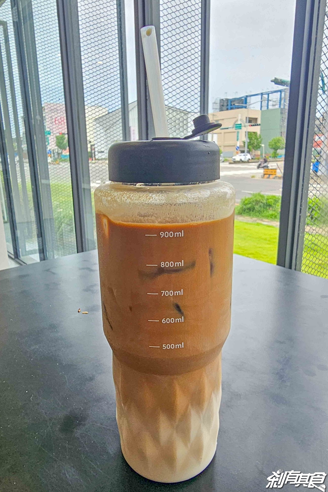 Ten thousand coffee台中店,紐約神級可頌 必喝10000咖啡 韓國1公升咖啡限量販售中 「提拉米蘇可頌、開心果鮮奶油可頌、維也納咖啡」 (菜單) Ten thousand coffee台中店,紐約神級可頌 必喝10000咖啡 韓國1公升咖啡限量販售中 「提拉米蘇可頌、開心果鮮奶油可頌、維也納咖啡」 (菜單)