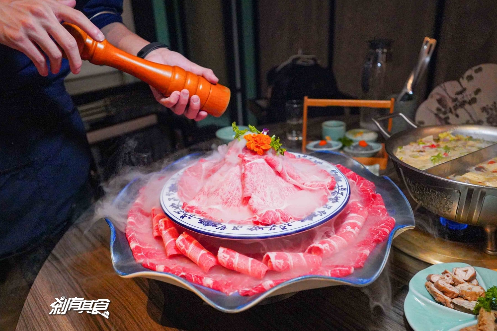 舌尖上的國寶！青花驕故宮聯名套餐「紹興酒香和牛三拼、驕公鼎牛肉麵」 88折優惠這裡領