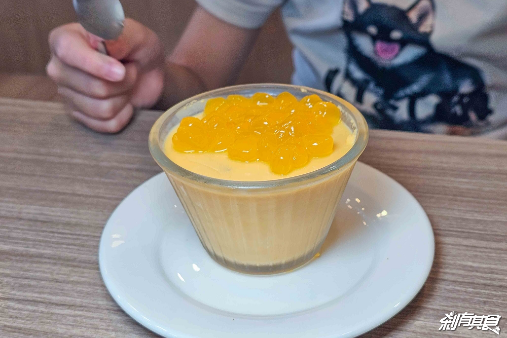 品心港式飲茶 大里店，台中港式茶餐廳，點心推車復古體驗 聚餐好選擇