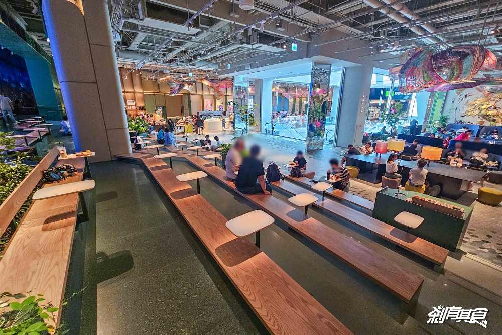 星巴克DREAM PLAZA,全台最大星巴克,oviso咖啡機、江振誠監修餐點、戶外空中花園看台北101、百貨營業前進入方法 星巴克DREAM PLAZA,全台最大星巴克,oviso咖啡機、江振誠監修餐點、戶外空中花園看台北101、百貨營業前進入方法