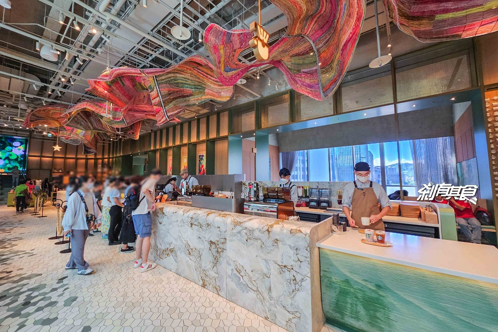 星巴克DREAM PLAZA,全台最大星巴克,oviso咖啡機、江振誠監修餐點、戶外空中花園看台北101、百貨營業前進入方法 星巴克DREAM PLAZA,全台最大星巴克,oviso咖啡機、江振誠監修餐點、戶外空中花園看台北101、百貨營業前進入方法