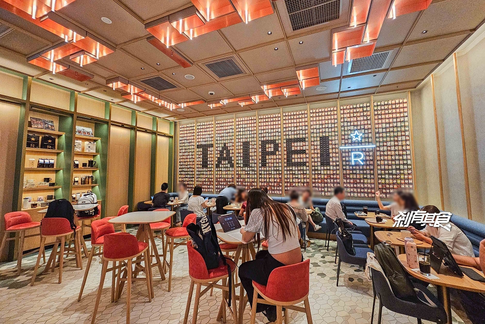 星巴克DREAM PLAZA,全台最大星巴克,oviso咖啡機、江振誠監修餐點、戶外空中花園看台北101、百貨營業前進入方法 星巴克DREAM PLAZA,全台最大星巴克,oviso咖啡機、江振誠監修餐點、戶外空中花園看台北101、百貨營業前進入方法